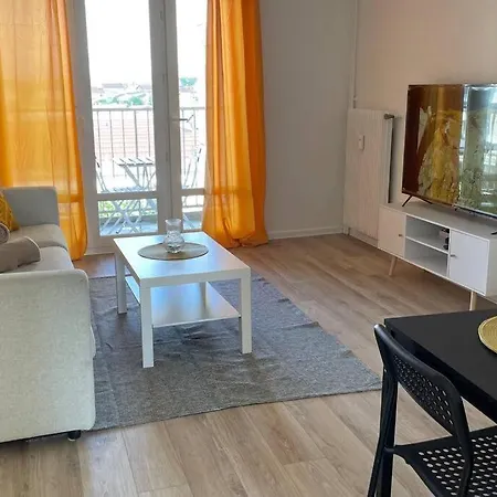 L' Escapade Remoise - Beau 4 Pieces Refait A Neuf Apartment Reims Exterior photo