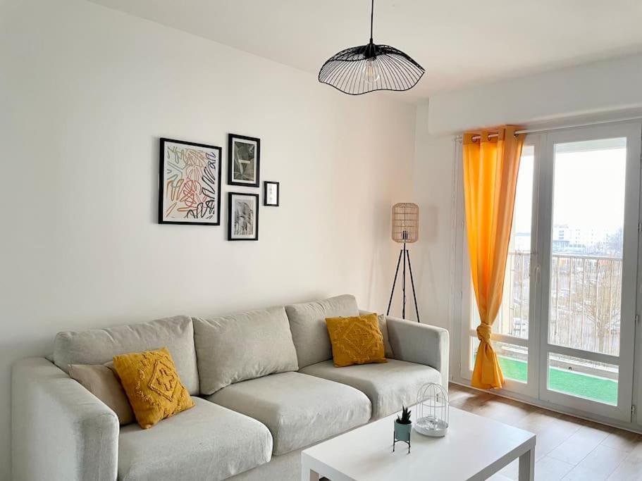 L' Escapade Remoise - Beau 4 Pieces Refait A Neuf * Reims